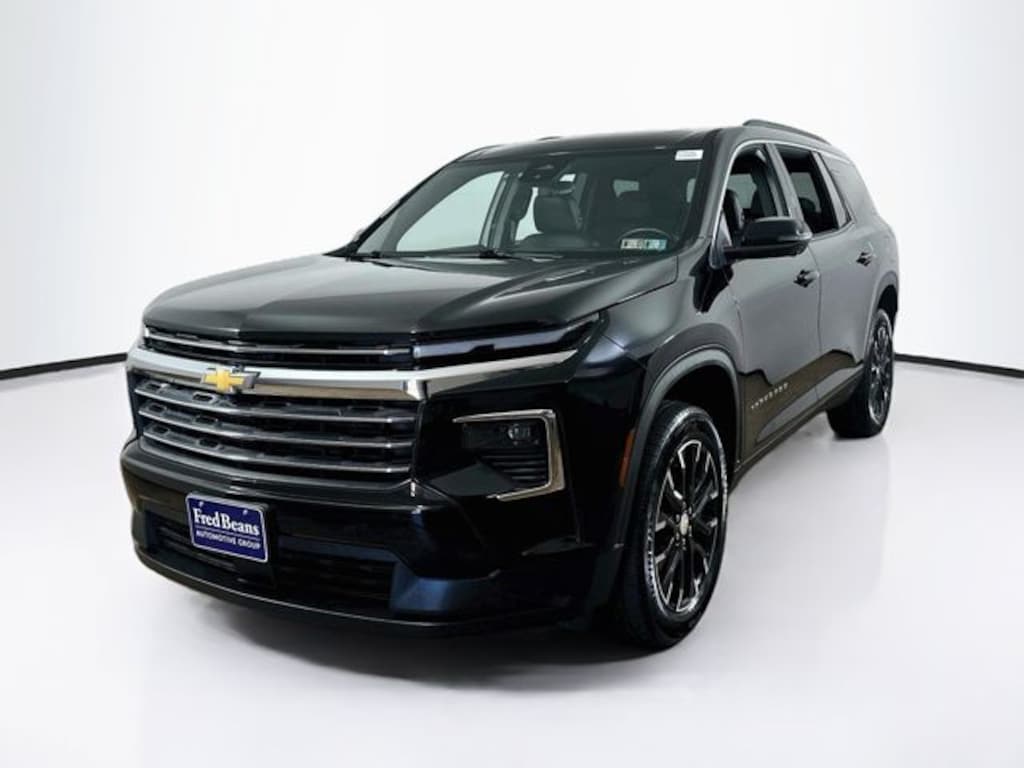Certified 2025 Chevrolet Traverse LT SUV