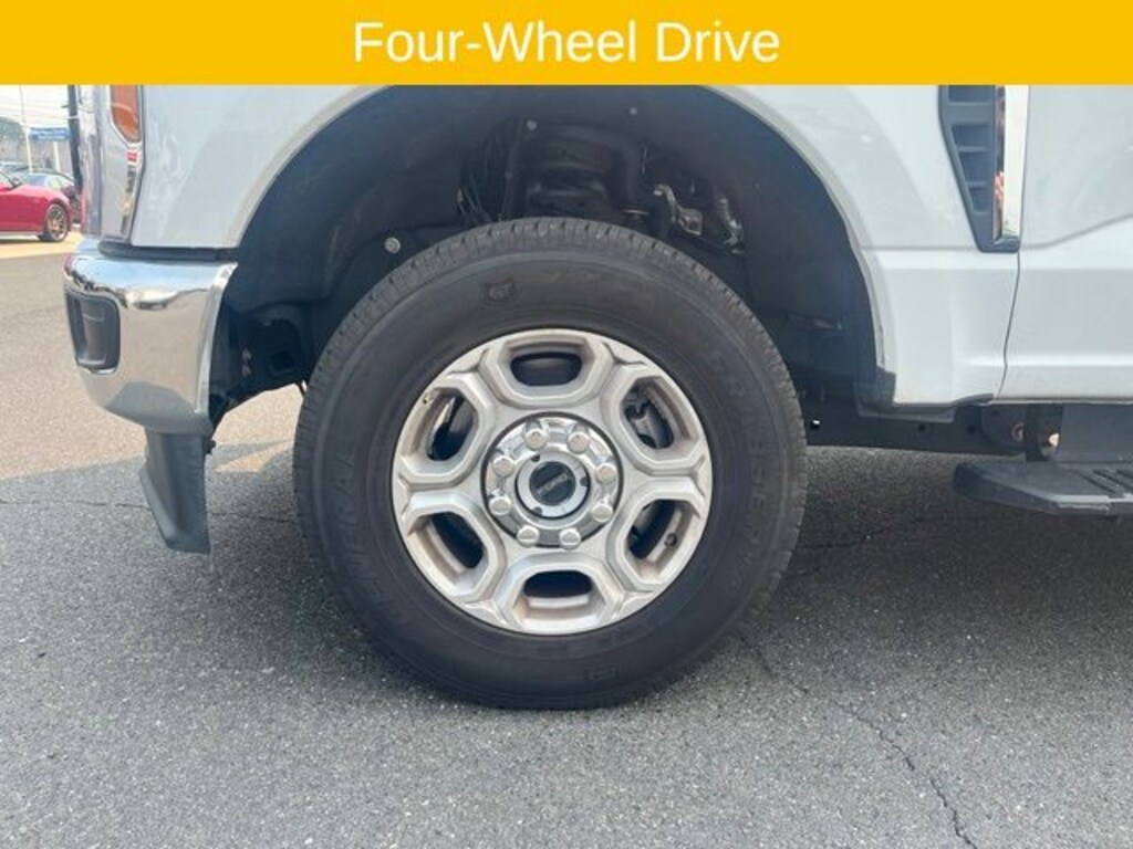 Certified 2026 Ford F-250SD XLT Truck Crew Cab