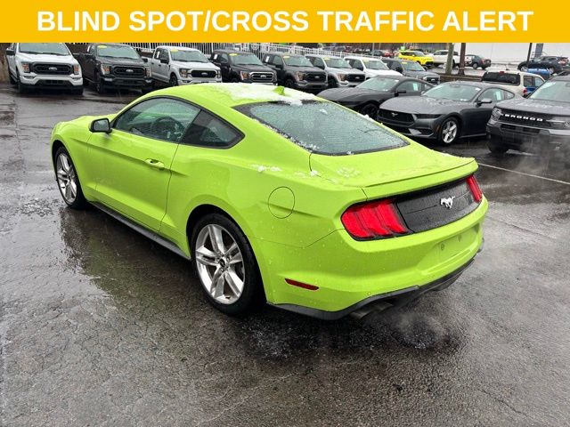 2020 Ford Mustang EcoBoost Premium photo 3