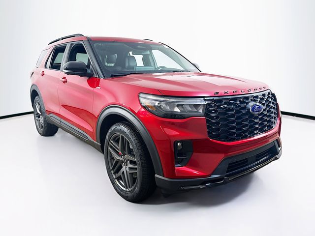 2026 Ford Explorer ST-LINE's photo