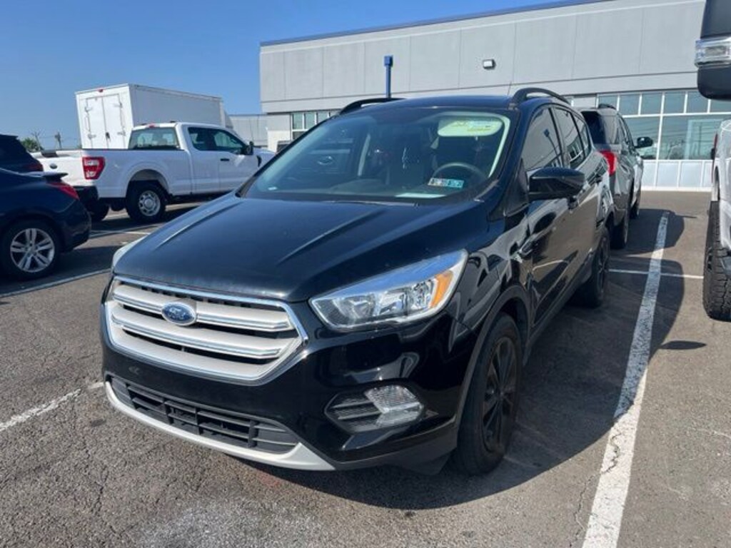 Used 2018 Ford Escape SE SUV