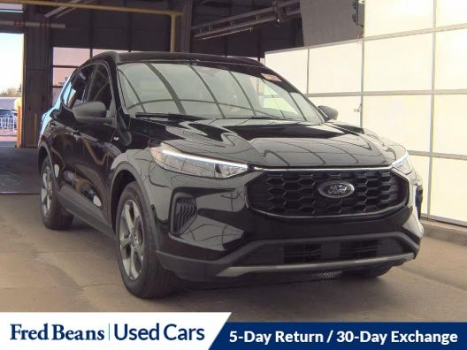 2025 Ford Escape ST-Line FWD's photo