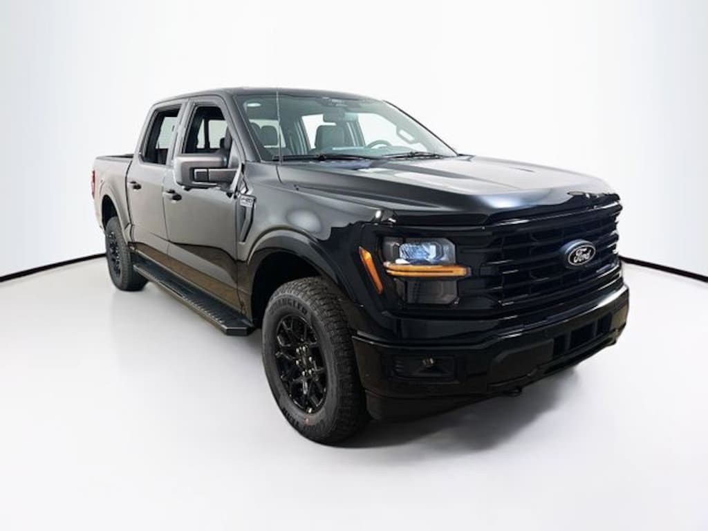 New 2025 Ford F-150 XLT Truck SuperCrew Cab