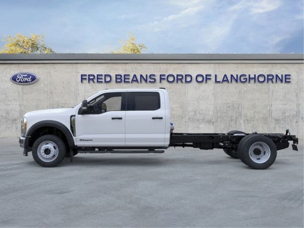 New 2026 Ford F-450 Chassis XL Truck Crew Cab