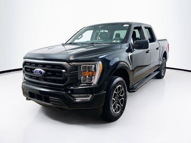 2022 Ford F-150 XLT photo 3
