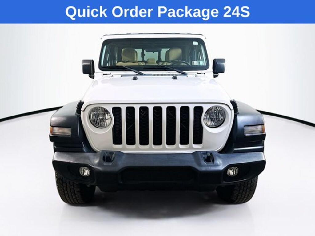 Used 2020 Jeep Gladiator Sport Truck Crew Cab
