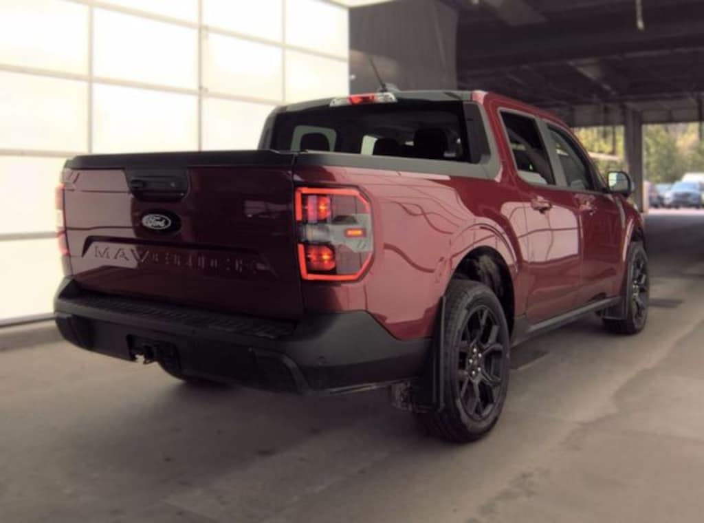 Used 2026 Ford Maverick Lariat Truck SuperCrew