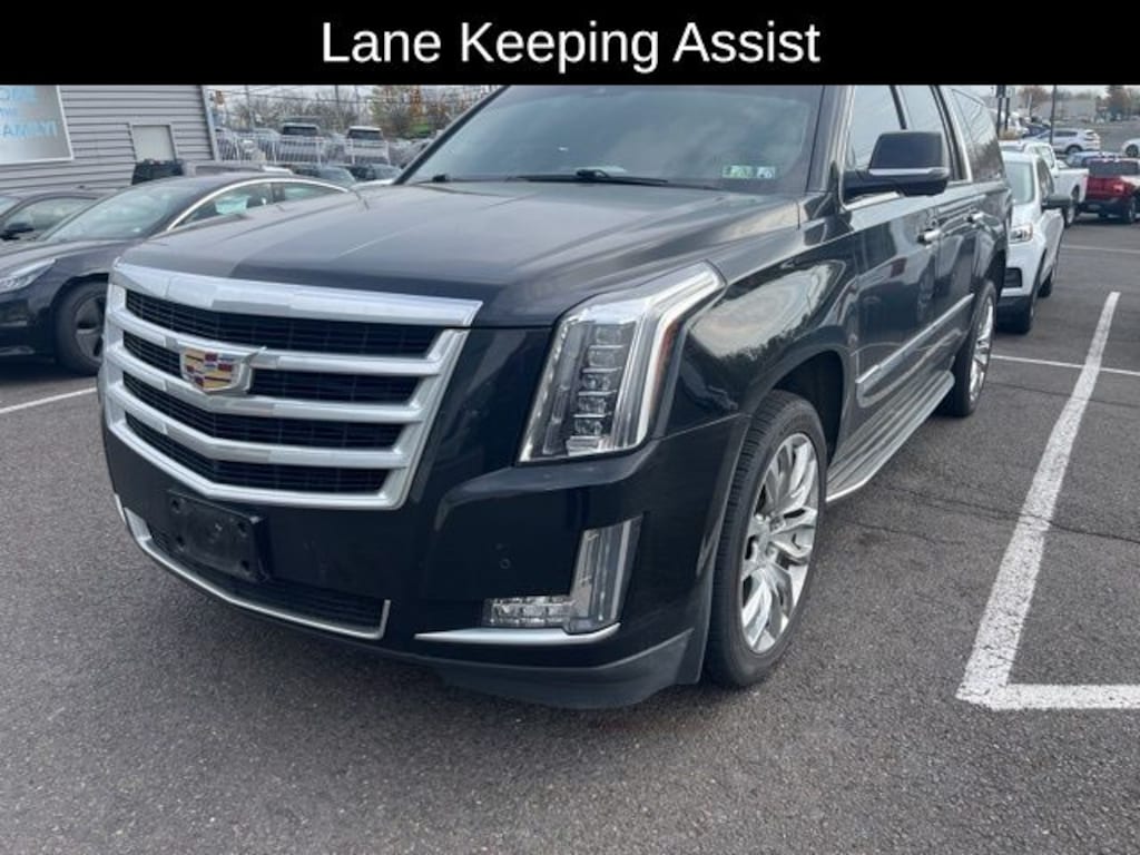 Used 2016 Cadillac Escalade ESV Luxury SUV