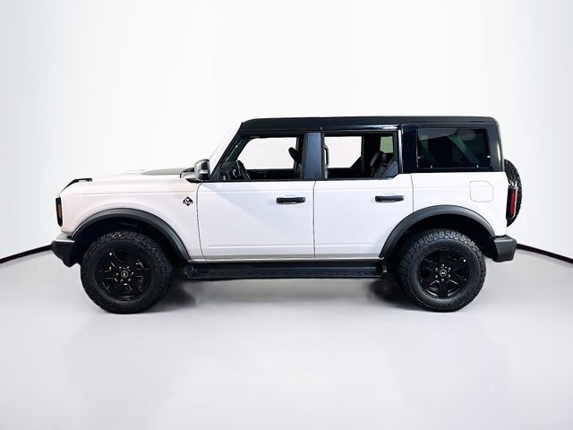 2025 Ford Bronco Outer Banks photo 2