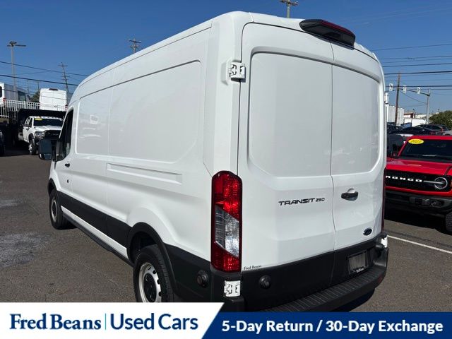 2019 Ford Transit photo 2