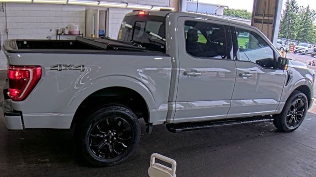 Used 2023 Ford F-150 XLT Truck SuperCrew Cab
