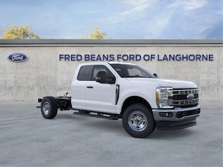 2025 Ford F-350 Chassis XL Truck Super Cab 4x4