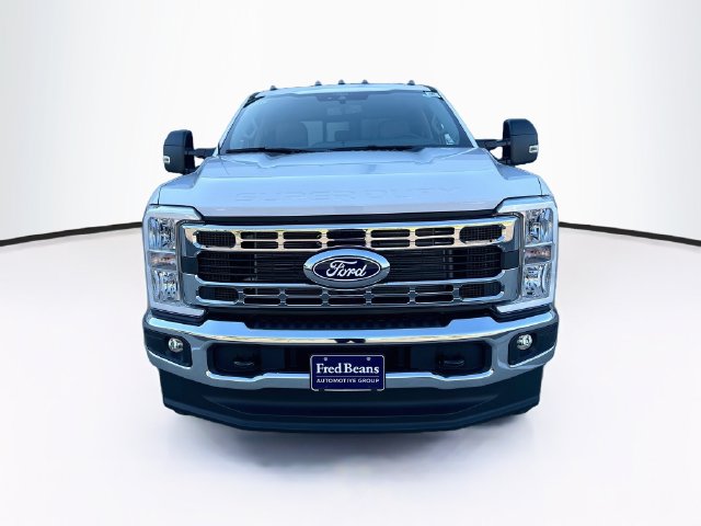 New 2027 Ford F-250 XLT Truck Crew Cab