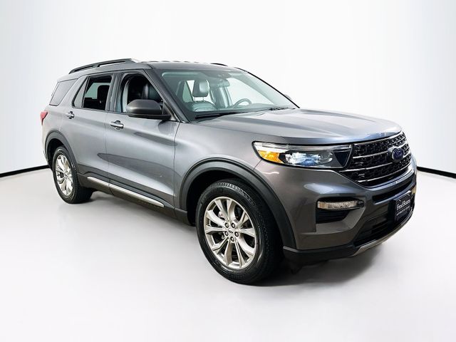 2021 Ford Explorer XLT's photo