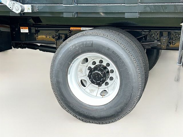 2026 Ford F-750 Base photo 2