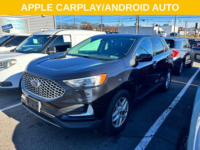 2023 Ford Edge SEL photo 2