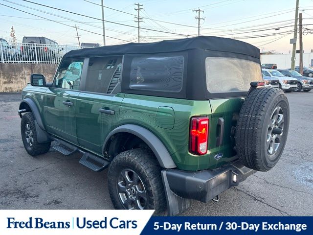 2022 Ford Bronco Big Bend photo 2