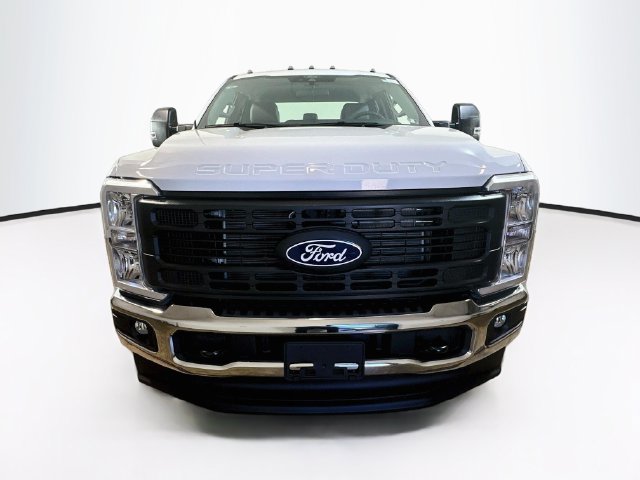 New 2027 Ford F-250 XL Truck Super Cab