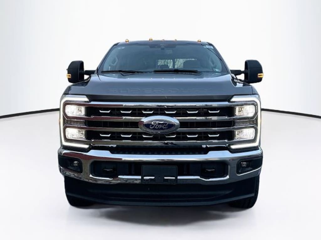 New 2026 Ford F-250 XLT Truck Crew Cab