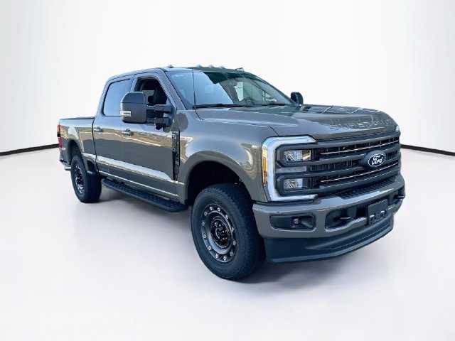 2027 Ford F-250 XLT Truck Crew Cab