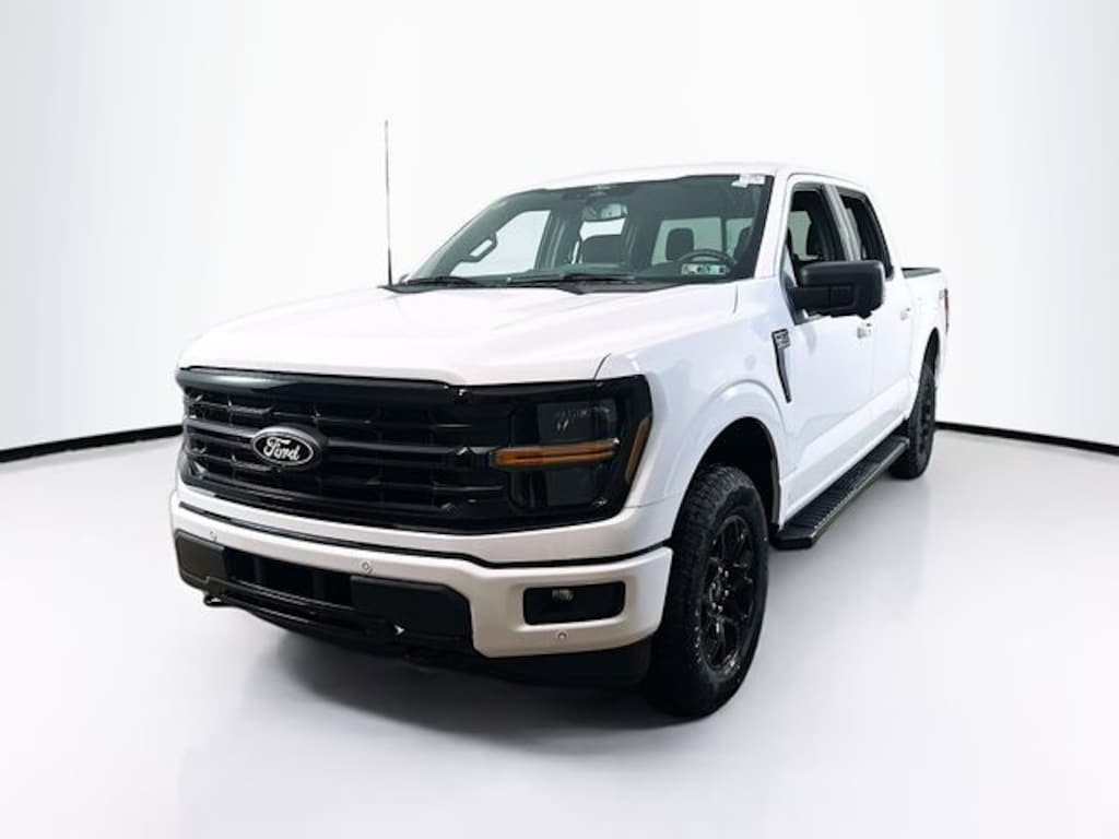 New 2025 Ford F-150 XLT Truck SuperCrew Cab