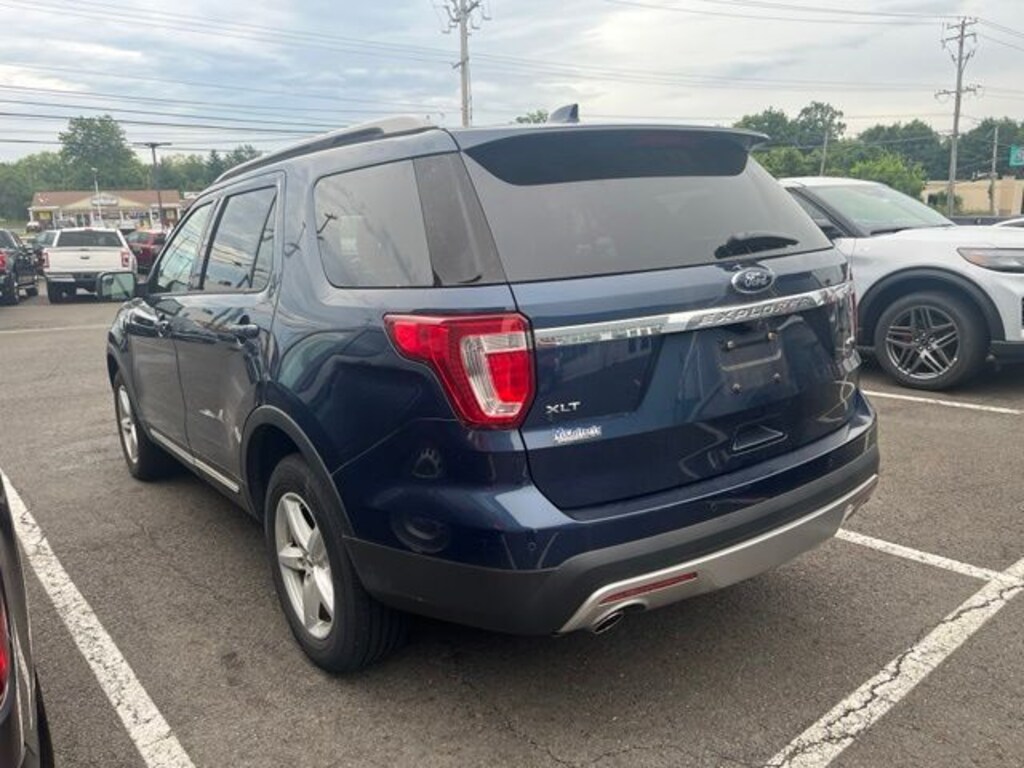 Used 2017 Ford Explorer XLT SUV