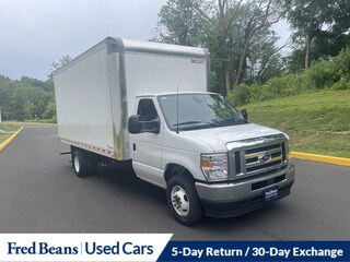 2025 Ford E-450 Cutaway Truck 4x2