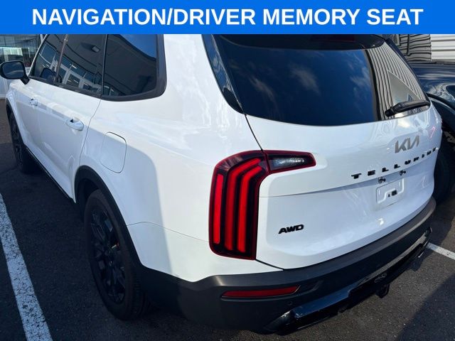 2022 Kia Telluride SX photo 3