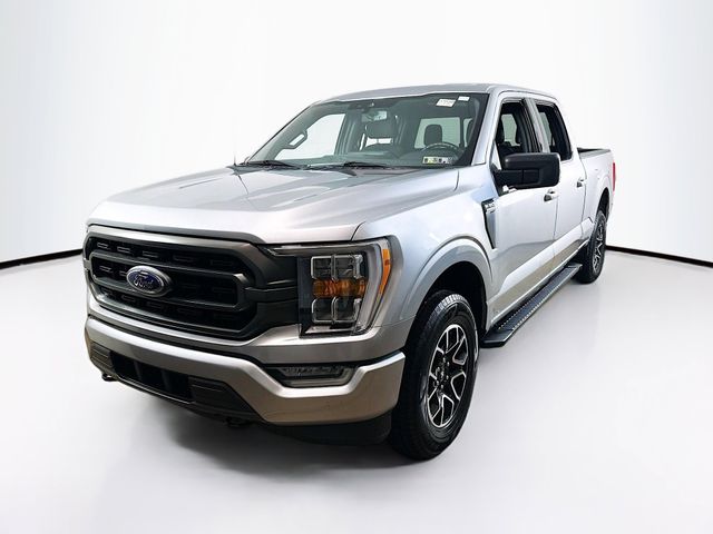 2023 Ford F-150 XLT photo 3