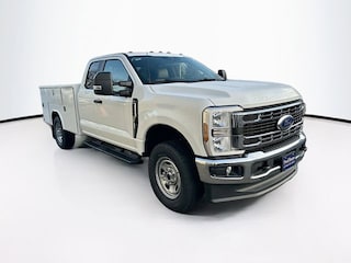 2026 Ford F-350 Chassis XL Truck Super Cab