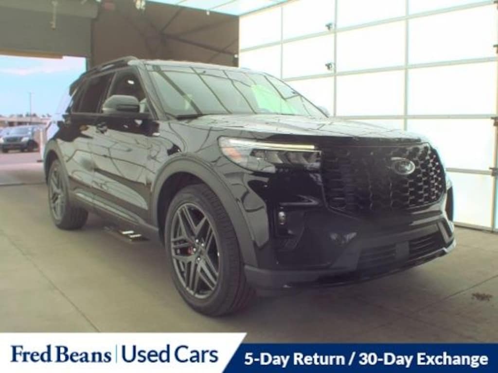 Used 2025 Ford Explorer ST-Line SUV