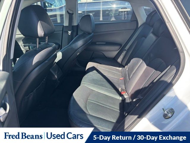 2020 Kia Optima SE photo 4