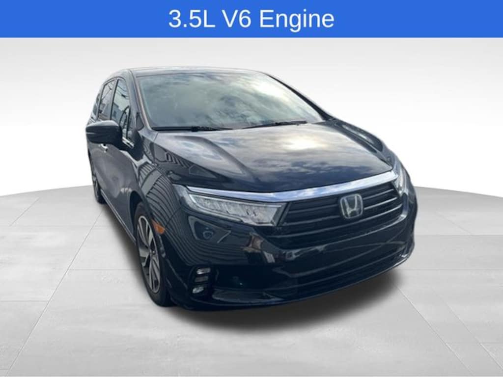 Certified 2023 Honda Odyssey Touring Van