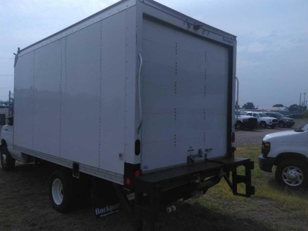 Used 2024 Ford E-450SD Base Truck