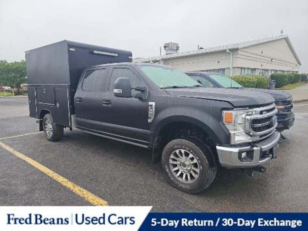 Used 2020 Ford F-350SD Lariat Truck Crew Cab