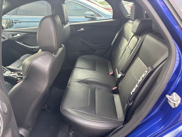 2015 Ford Focus ST photo 4