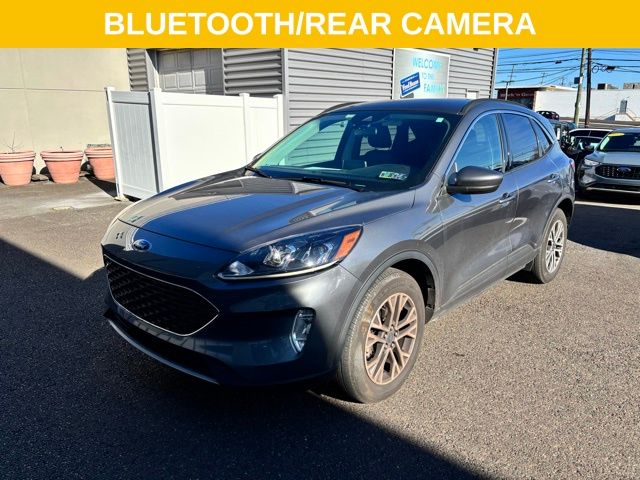 2022 Ford Escape SEL photo 2