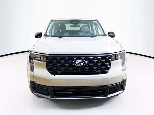2025 Ford Maverick XLT photo 2