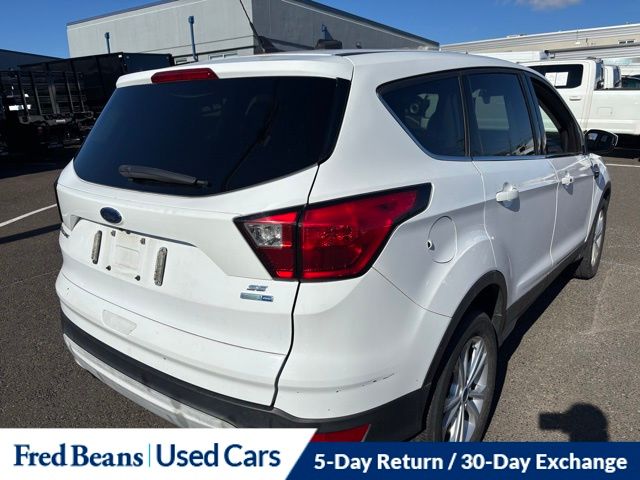2019 Ford Escape SE photo 4