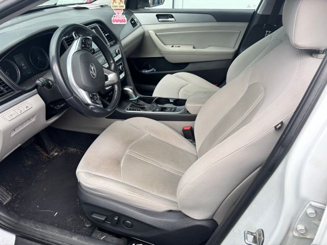 2018 Hyundai Sonata SEL photo 3