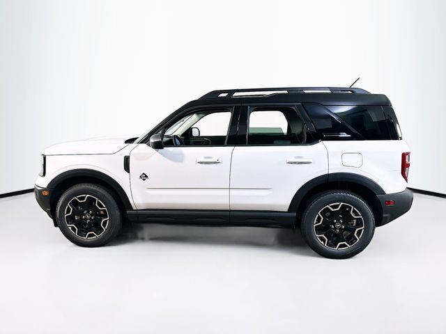 2025 Ford Bronco Sport Outer Banks photo 3
