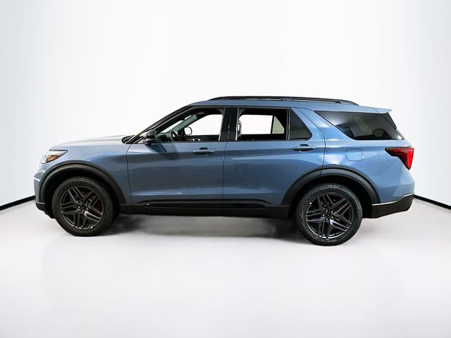 2026 Ford Explorer ST-Line photo 3