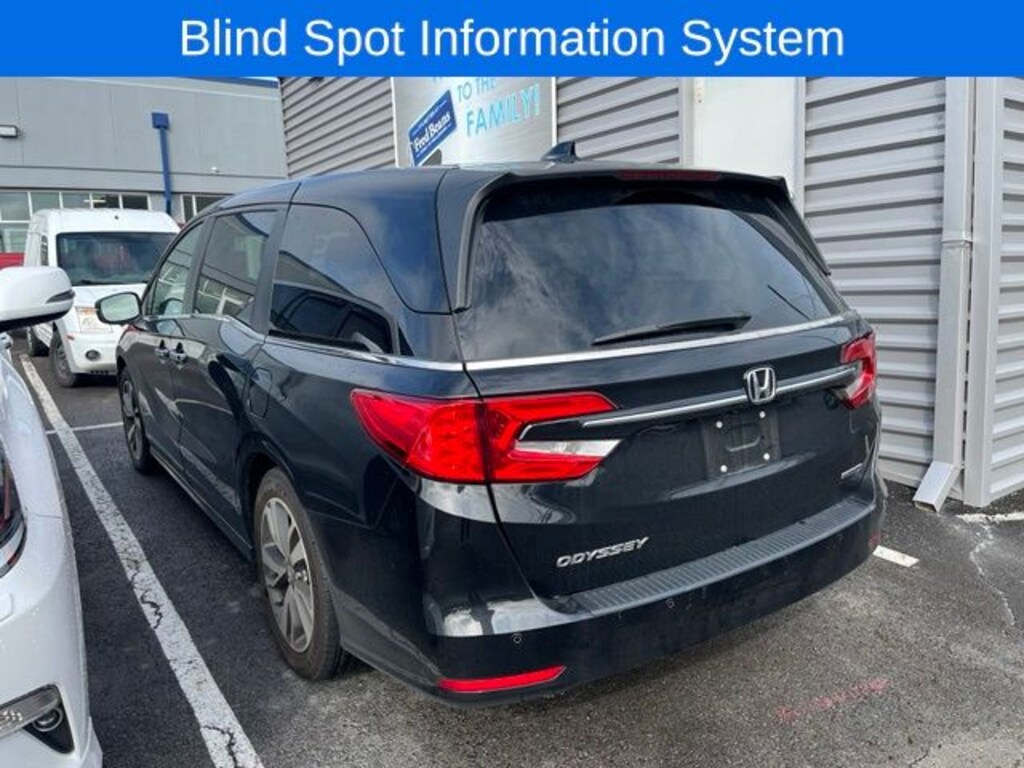 Certified 2023 Honda Odyssey Touring Van