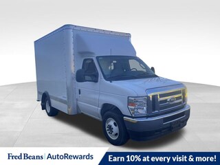 2025 Ford E-350 Cutaway Base Truck
