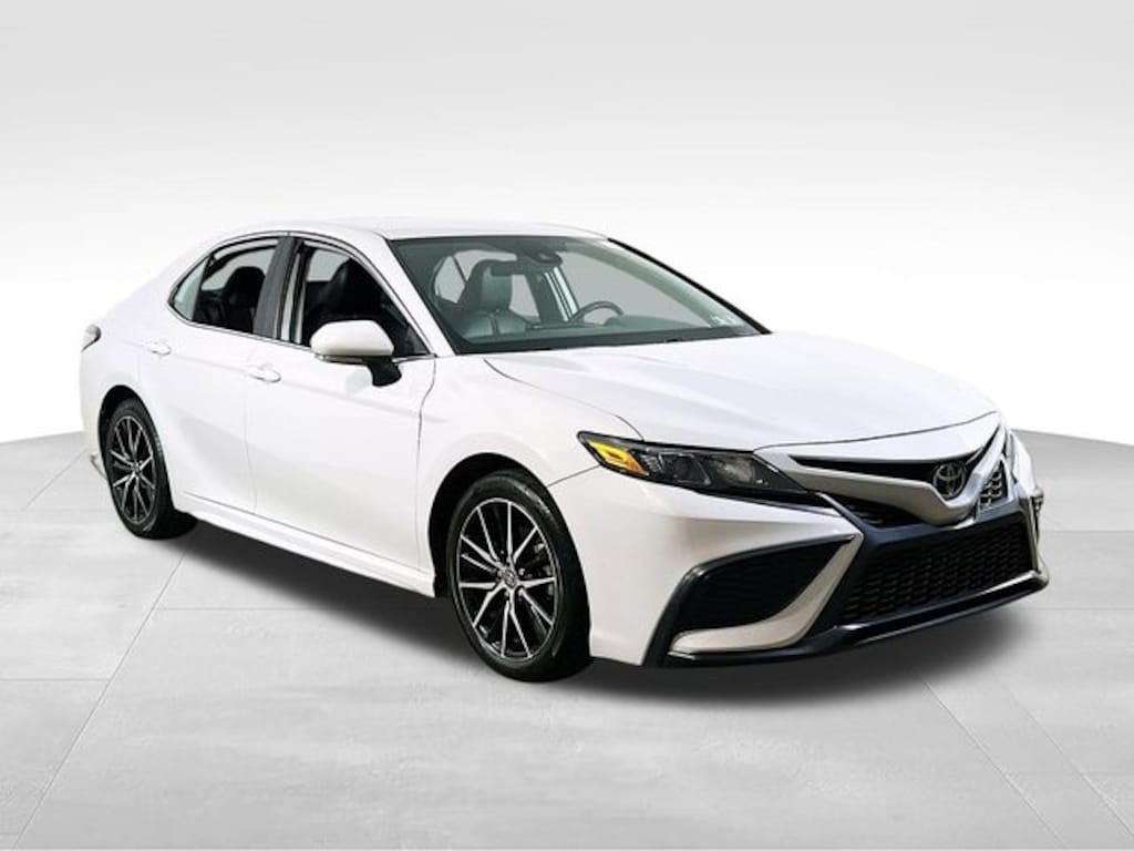 Certified 2024 Toyota Camry SE Sedan