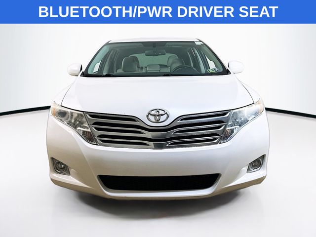 2011 Toyota Venza Base photo 2