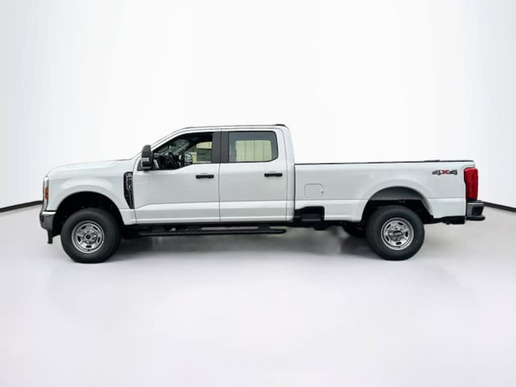 New 2026 Ford F-250 XL Truck Crew Cab