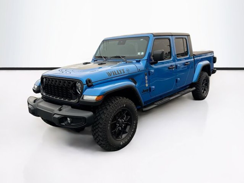 Used 2024 Jeep Gladiator Willys Truck Crew Cab