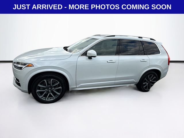 2019 Volvo XC90 T6 AWD Momentum photo 4