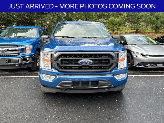 2022 Ford F-150 XLT photo 2